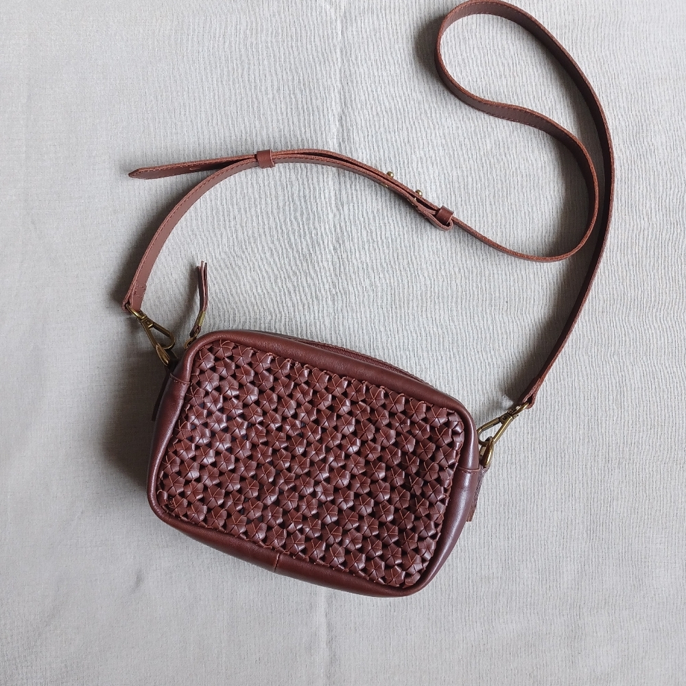 HP•Madewel Transport Camera Bag: Crochet Leather Edition